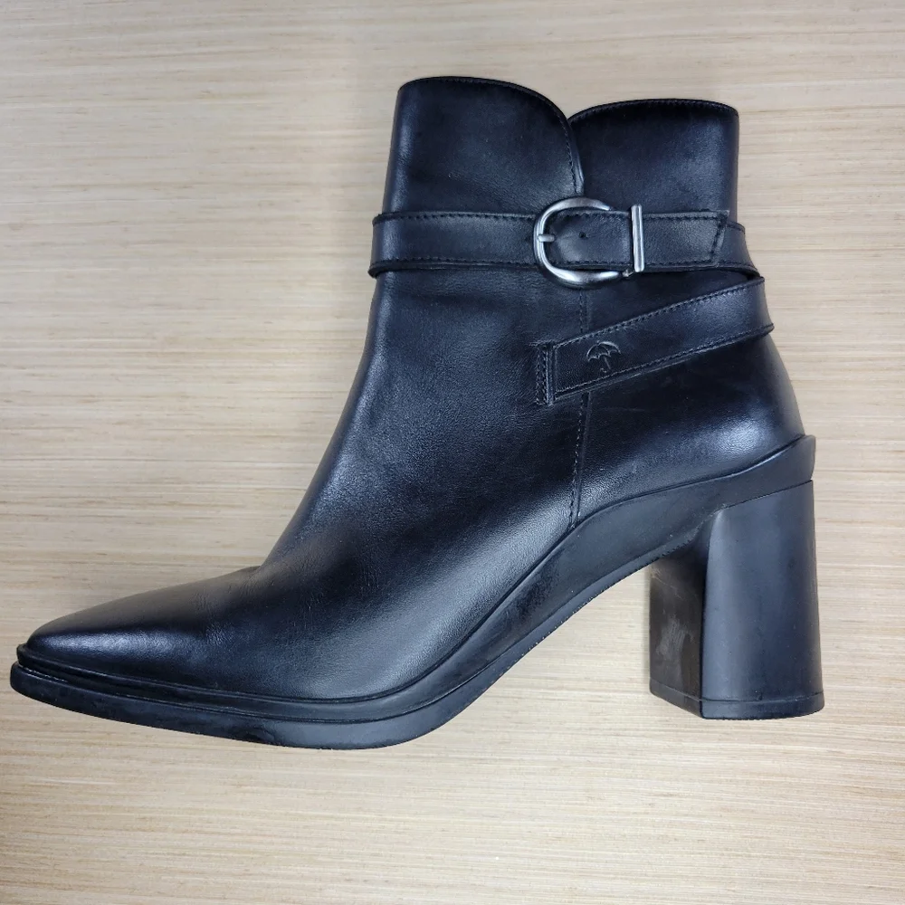 Naturalizer Aimee Black Leather Waterproof Ankle Booties 7M Rainboot